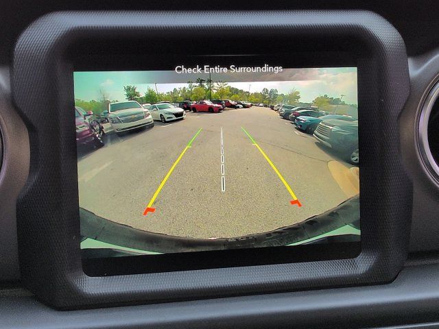 Used 2023 Jeep Wrangler Unlimited Rubicon 4xe w/ Steel Bumper Group AWD/4WD image 21