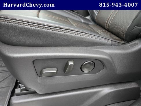 Used 2025 Chevrolet Silverado 1500 High Country image 24