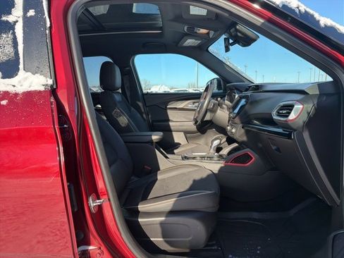 Used 2023 Chevrolet TrailBlazer RS w/ Sun and Liftgate Package image 10