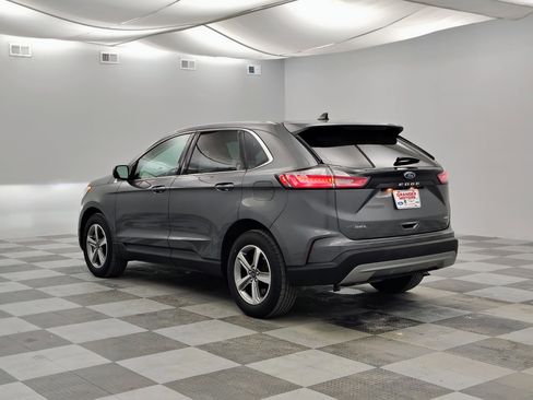 Used 2022 Ford Edge SEL w/ Convenience Package image 7