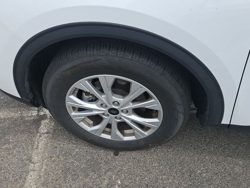 Used 2024 Ford Escape Active image 3