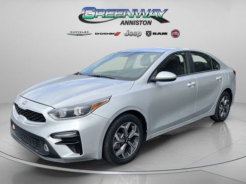 Used 2019 Kia Forte LXS FWD image 3