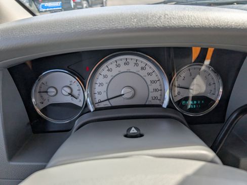 Used 2007 Chrysler Aspen Limited w/ Trailer Tow Group image 17