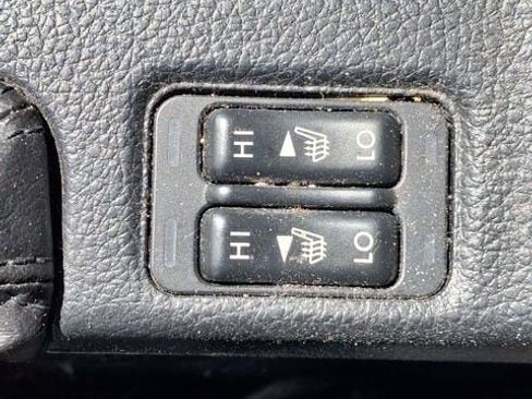 Used 2016 Subaru Crosstrek Hybrid w/ Popular Package #2 AWD/4WD image 24