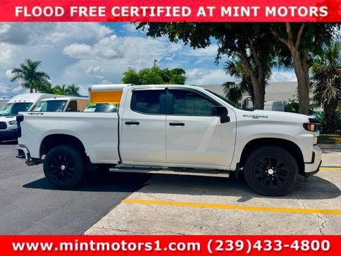 Used 2022 Chevrolet Silverado 1500 Custom AWD/4WD image 6
