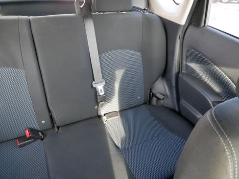 Used 2018 Nissan Versa Note SV image 14