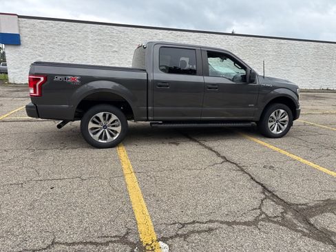 Used 2017 Ford F150 XL w/ Equipment Group 101A Mid AWD/4WD image 13