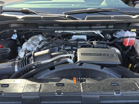 Used 2026 GMC Sierra 2500 AT4 image 37