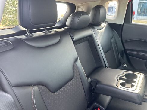 Used 2018 Jeep Compass Latitude w/ Popular Equipment Group image 26