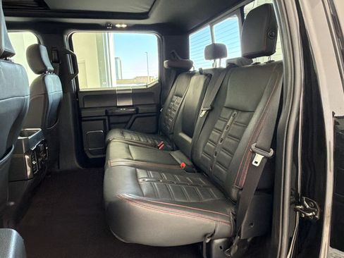 Used 2019 Ford F150 Lariat w/ Equipment Group 502A Luxury AWD/4WD image 24