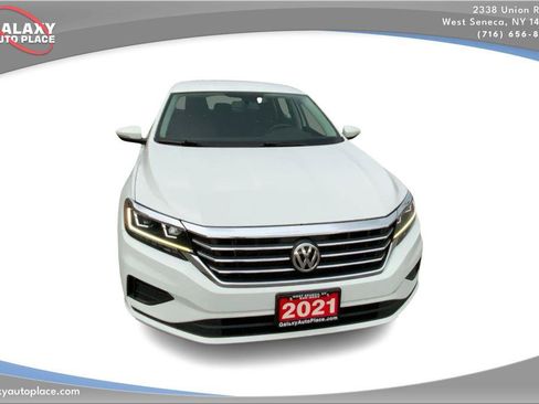 Used 2021 Volkswagen Passat 2.0T S FWD image 3