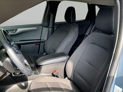 Used 2024 Ford Escape Active w/ Tech Pack #1 AWD/4WD image 8