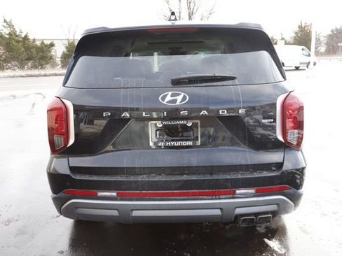 Used 2025 Hyundai Palisade Limited AWD/4WD image 6