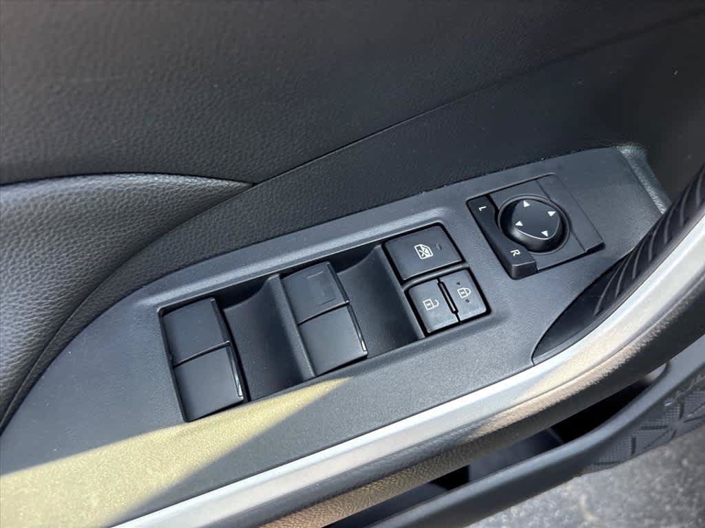 Used 2019 Toyota RAV4 XLE w/ Convenience Package AWD/4WD image 22