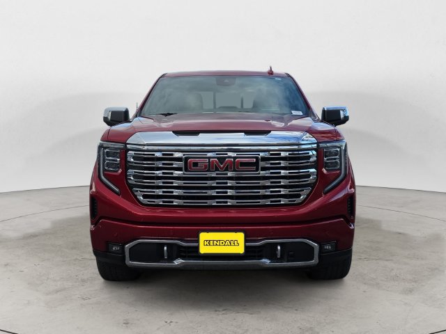 Used 2024 GMC Sierra 1500 Denali w/ Technology Package AWD/4WD image 2