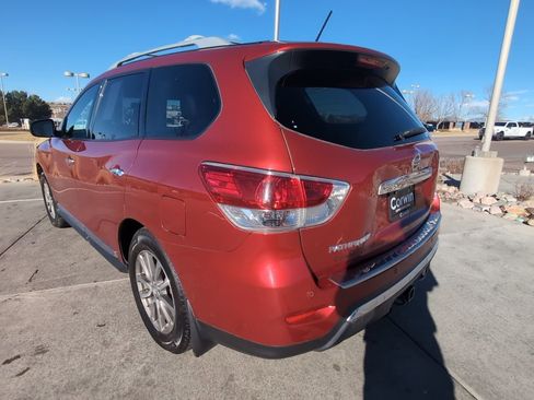 Used 2014 Nissan Pathfinder SL w/ SL Premium Package image 6