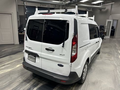 Used 2018 Ford Transit Connect XLT image 24