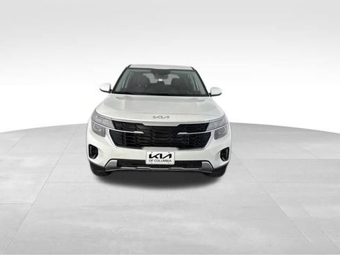 Certified 2026 Kia Seltos LX AWD/4WD image 3