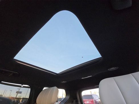 New 2026 Kia EV9 GT-Line image 30