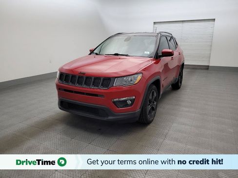Used 2021 Jeep Compass Latitude FWD image 1