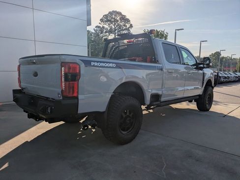 New 2026 Ford F250 Lariat w/ Black Appearance Package AWD/4WD image 4