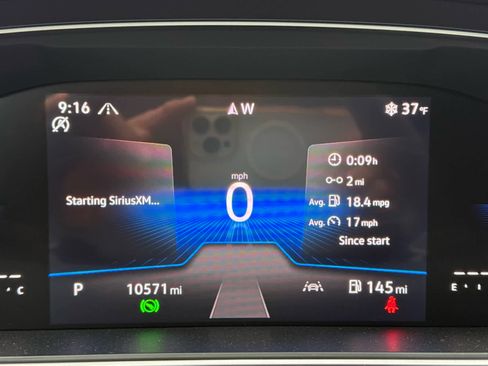 Used 2024 Volkswagen Tiguan SE R-Line image 16