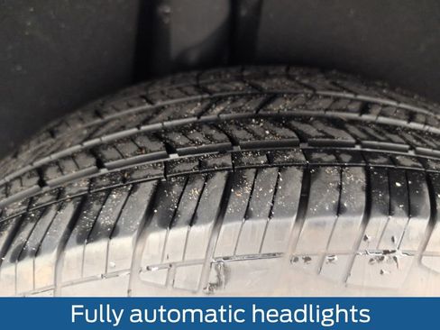 Used 2020 Volkswagen Tiguan SE w/ Panoramic Sunroof Package image 25