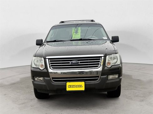 Used 2006 Ford Explorer XLT image 8