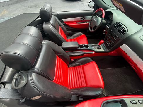 Used 2002 Ford Thunderbird RWD image 26