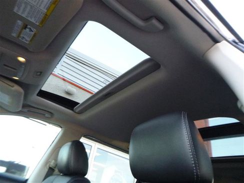 Used 2014 Nissan Pathfinder SL w/ SL Premium Package image 21