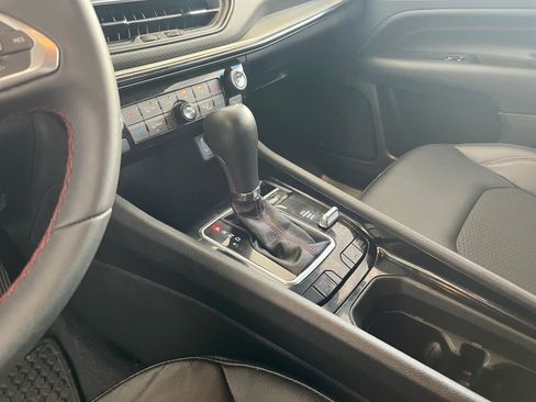 Used 2025 Jeep Compass Trailhawk image 41