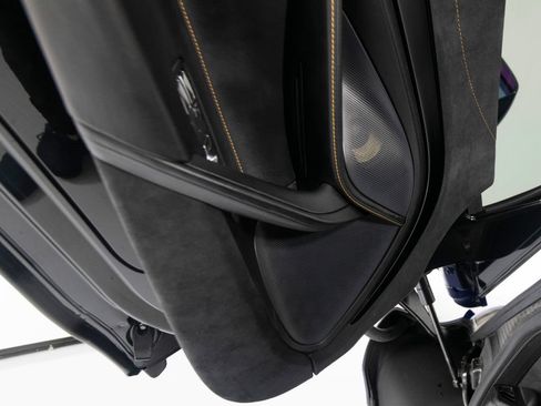 Used 2021 McLaren 720S Performance RWD image 12