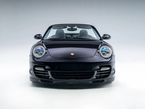 Used 2011 Porsche 911 Turbo AWD/4WD image 3