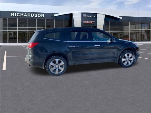 Used 2011 Chevrolet Traverse LT w/ Personal Connectivity Package image 9