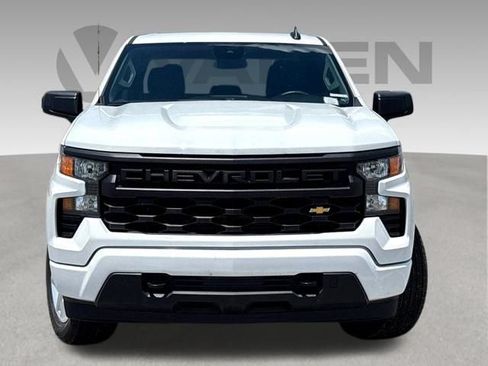 Used 2024 Chevrolet Silverado 1500 Custom AWD/4WD image 2