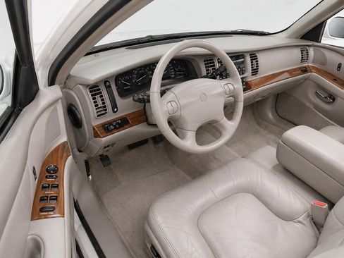 Used 2002 Buick Park Avenue FWD image 5