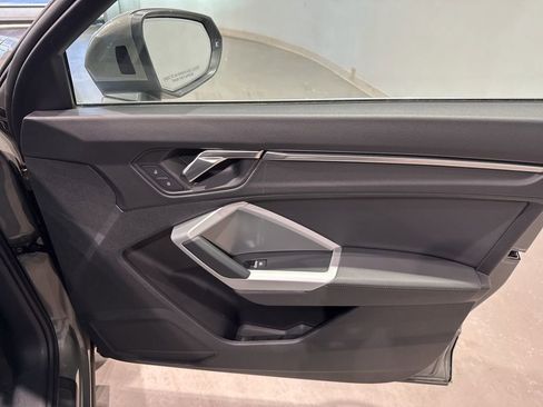 Used 2022 Audi Q3 2.0T Premium image 35