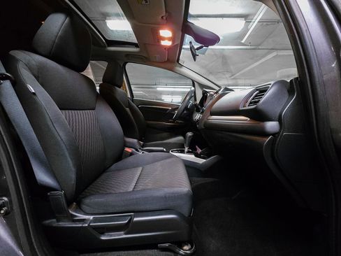 Used 2018 Honda Fit EX image 33