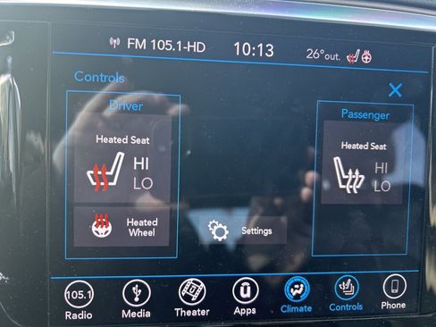 Used 2018 Chrysler Pacifica Touring-L Plus image 29