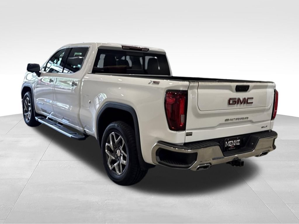 Used 2023 GMC Sierra 1500 SLT AWD/4WD image 5