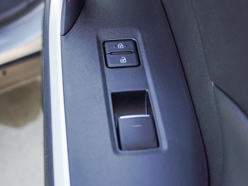 Certified 2025 Toyota RAV4 XLE AWD/4WD image 26