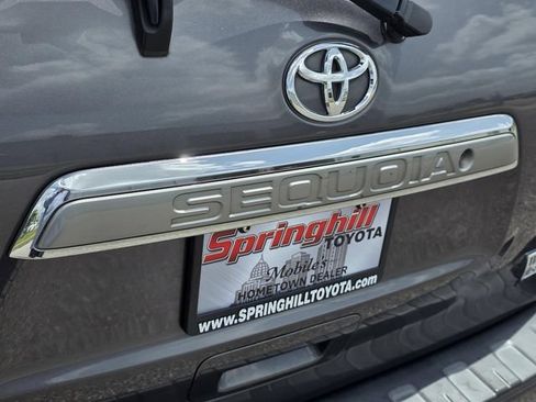 Used 2016 Toyota Sequoia Limited w/ Safety & Convenience Package RWD image 37