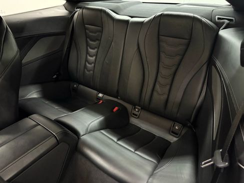 Used 2023 BMW M850i xDrive Coupe image 35