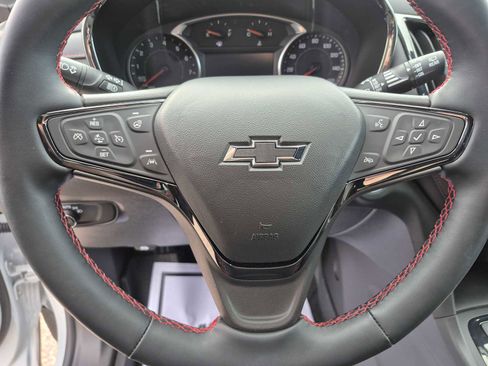 Used 2024 Chevrolet Equinox RS w/ RS Leather Package image 18