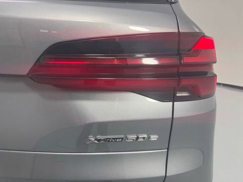 Certified 2025 BMW X5 xDrive50e w/ Parking Assistance Package AWD/4WD image 9