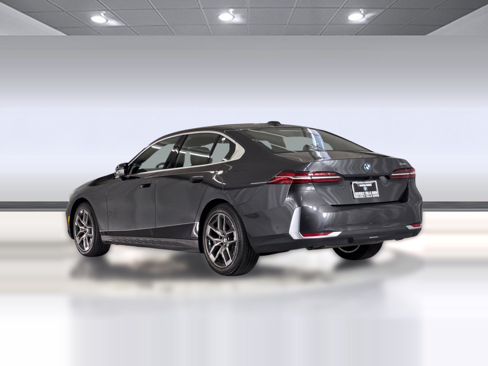 Used 2026 BMW 530i w/ Premium Package RWD image 3