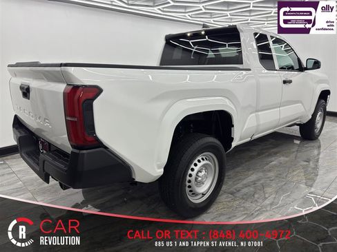 Used 2024 Toyota Tacoma SR RWD image 7