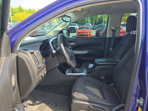 Used 2017 Chevrolet Colorado LT w/ LT Convenience Package AWD/4WD image 16