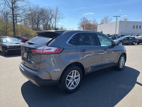 Used 2021 Ford Edge SEL w/ Convenience Package image 12