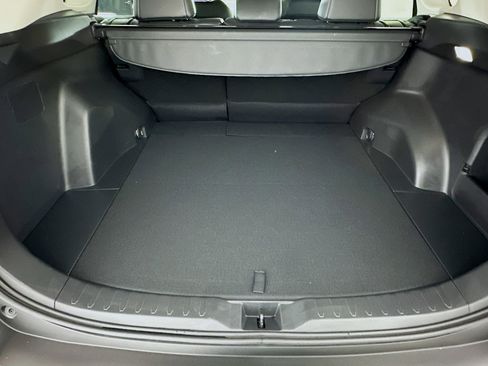 Used 2025 Toyota RAV4 XLE Premium image 31